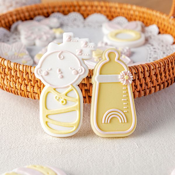 Girl Baby Biscuit Mold Acrylic Embossing Press Stamp Bib Headgear Fondant Cookie Cutter Household Shower DIY Baking Tools 220721