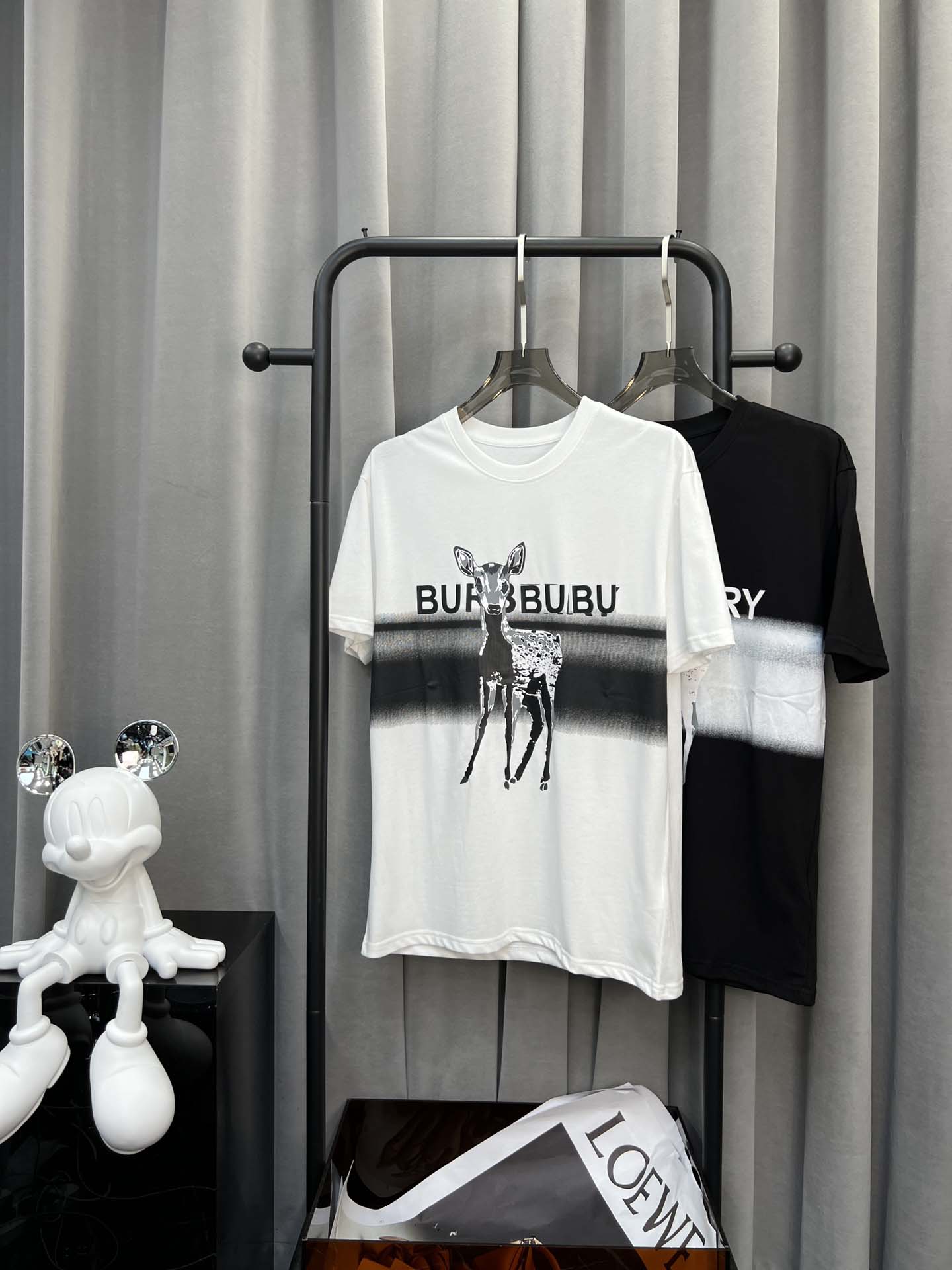 Mens T Shirt Designer For Men Womens Shirts Fashion tshirt With Letters Casual Summer Short Sleeve Man Tee Woman Clothing Asian Size M-XXXL V157