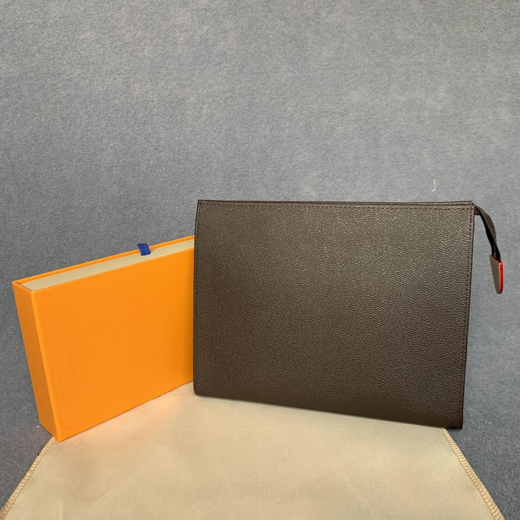 5A Travel Toiletry Toilet Pouch 26 CM Protection Beauty Case Wash Bag Women Clutch Monograms Canvas Leather Waterproof Men Cosmetic Bags