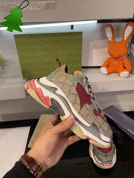 Designer Luxury Women Men Shoes The Hacker Project Triple S Sneakers 100 Rhyton Sneaker Trainers Multicolor Casual Outdoor Brand Shoe