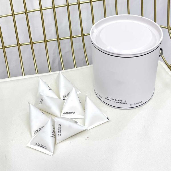 The Shower Gel 200 6ml 80 The Body Lotion The Shower Gel 5pcs Set skin whitening Scented