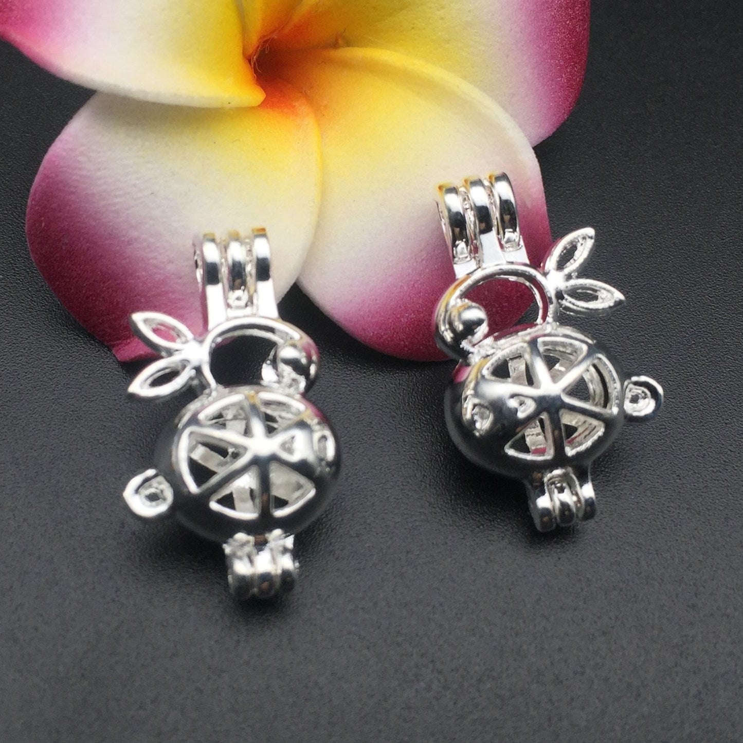 pearl cage necklace pendant essential oil diffuser rabbit provides silver plating 10 pc plus your own pearl makes it more attractive