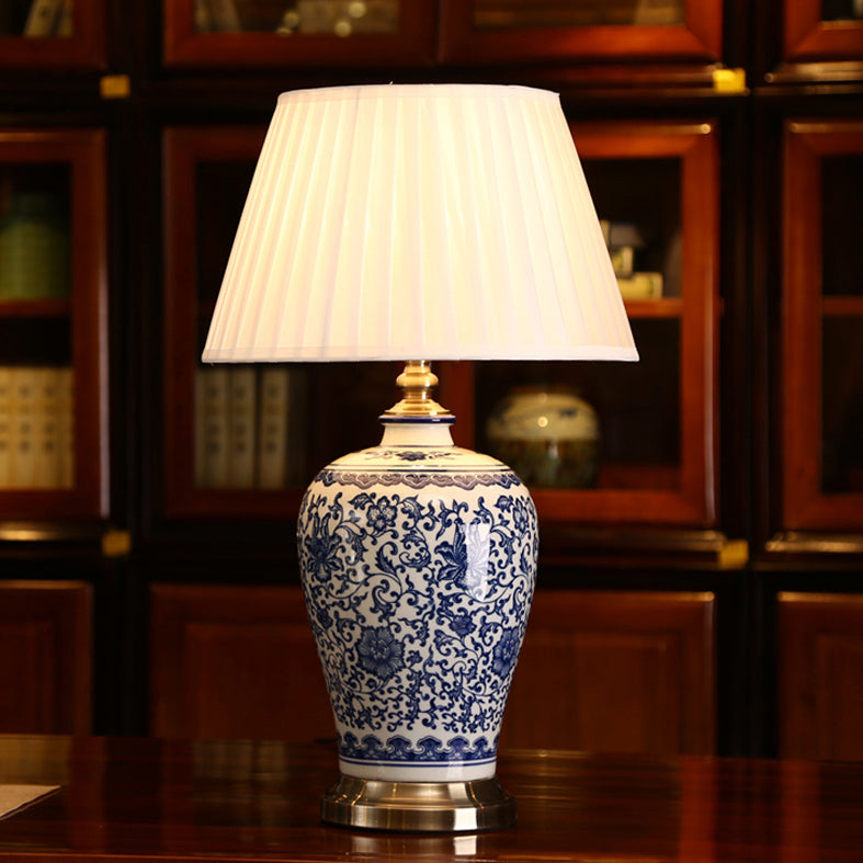 LED Dimmable Blue and White Porcelain table Lamps China Flower Chinese Cemaric desk lamp Home Bedroom Bed Side Reading Table Light