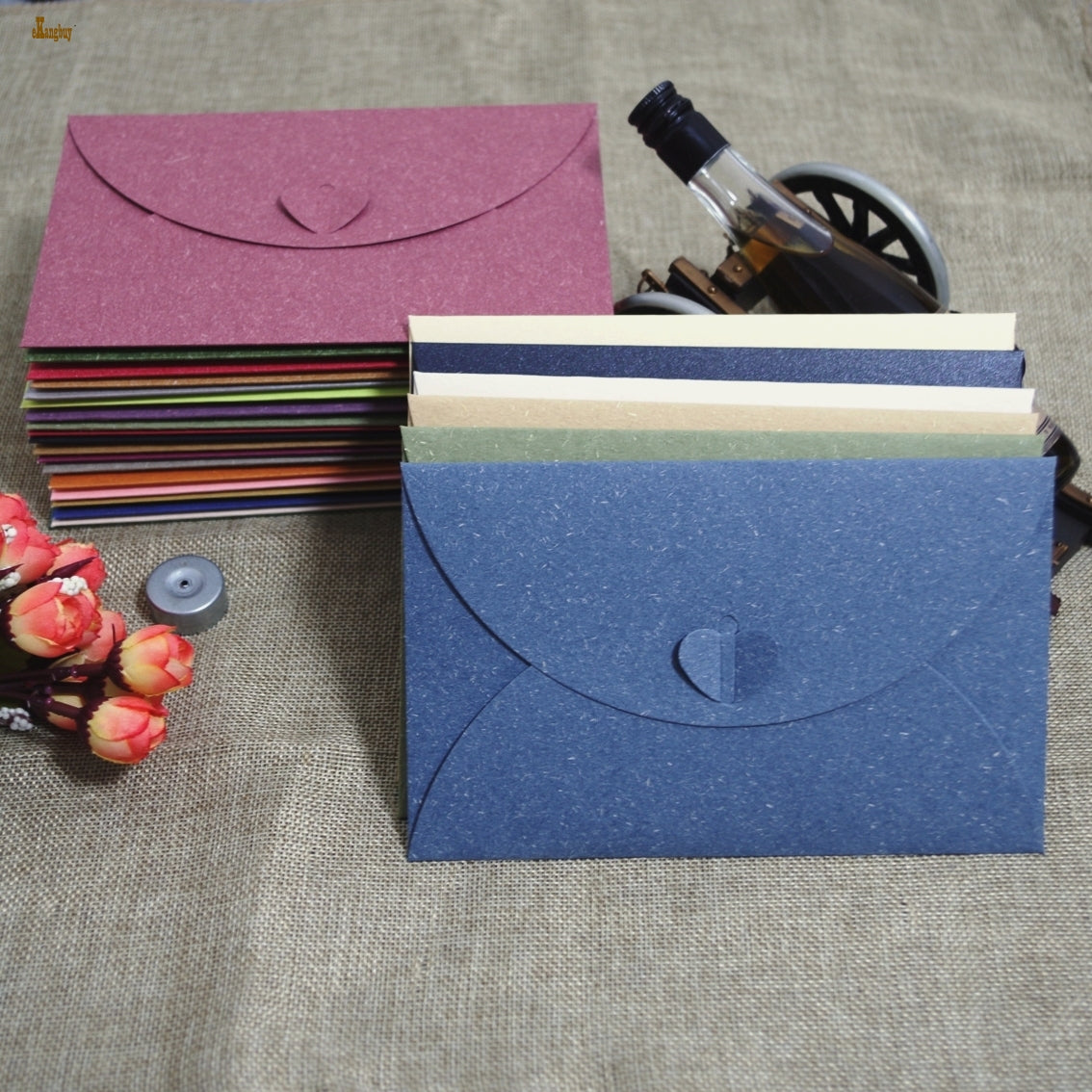 Gift Bags 50pcs 6.8*4.3inch-17.5x11cm Heart Clasp Kraft Paper Envelope for Wedding Party Invitation Card Postcard Photo-letter Office Use