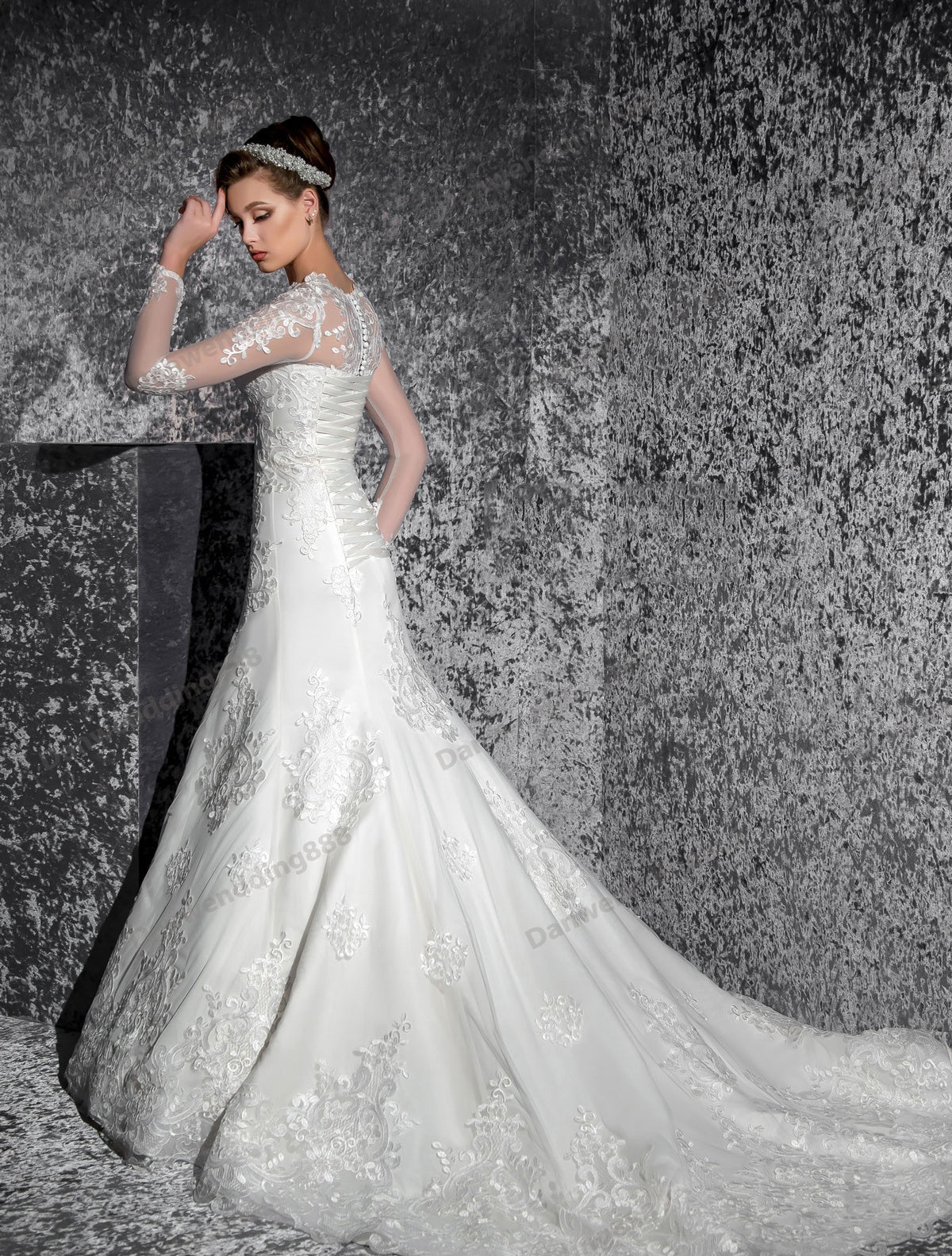 Elegant Ivory Tulle Long Sleeves Applique Mermaid Wedding Dresses Bridal Pageant Dresses Wedding Attire Dresses Custom Size 2-16 ZW612161