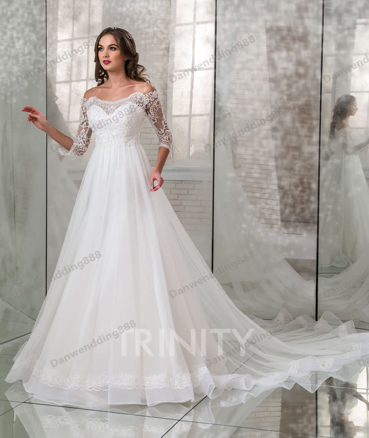 Elegant Ivory Tulle Off Shoulder Applique Sheath Wedding Dresses Bridal Pageant Dresses Wedding Attire Dresses Custom Size 2-16 ZW620283