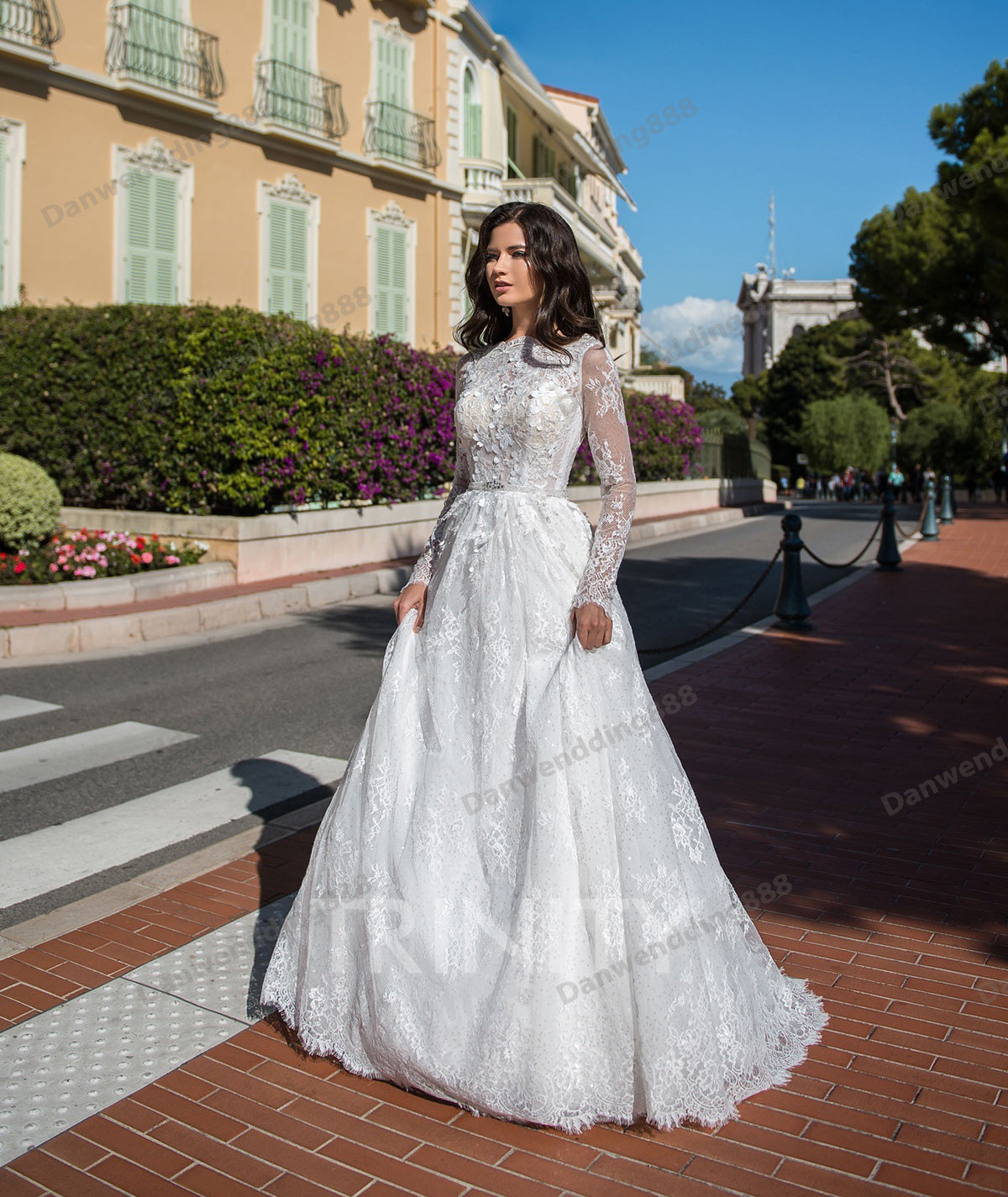 Beauty White Long Sleeves Lace Applique A-Line Wedding Dresses Bridal Pageant Dresses Wedding Attire Dresses Custom Size 2-16 ZW712193