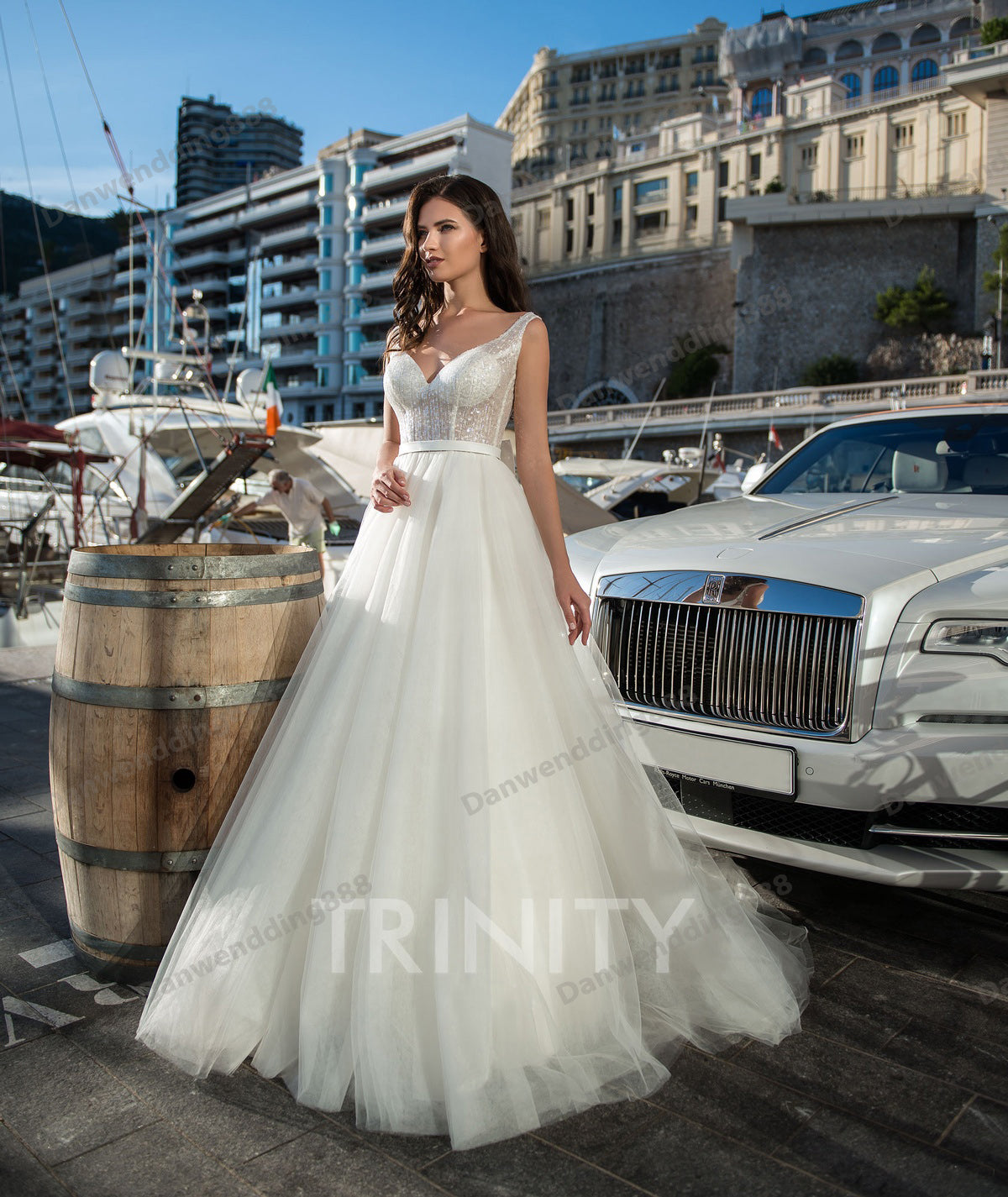 Beauty Ivory Tulle V-Neck A-Line Beach Wedding Dresses Bridal Pageant Dresses Wedding Attire Dresses Custom Size 2-16 ZW712204