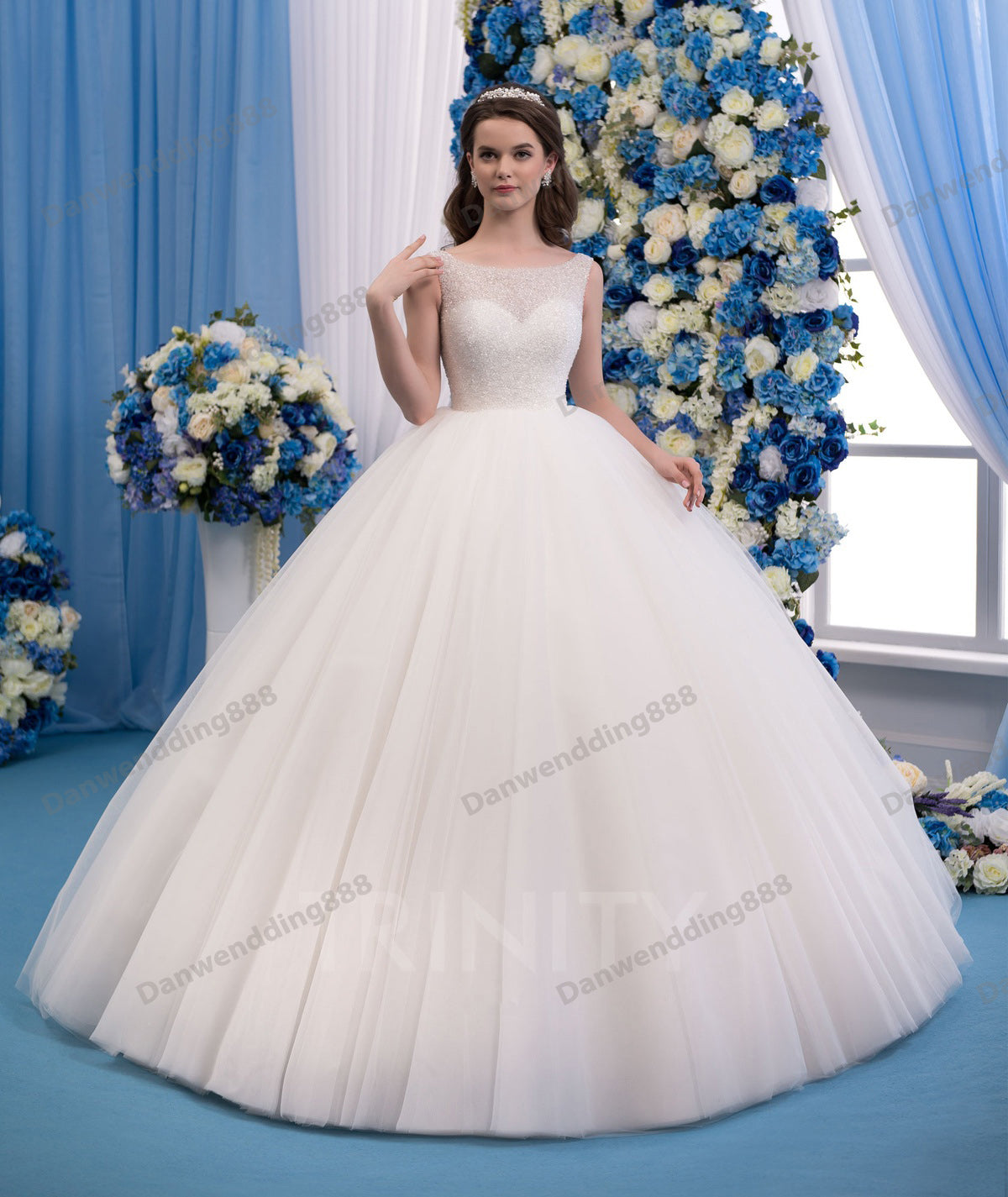 Charming Ivory Scoop Tulle Glass Beads Ball Gown Wedding Dresses Bridal Pageant Dresses Wedding Attire Dresses Custom Size 2-16 ZW713227