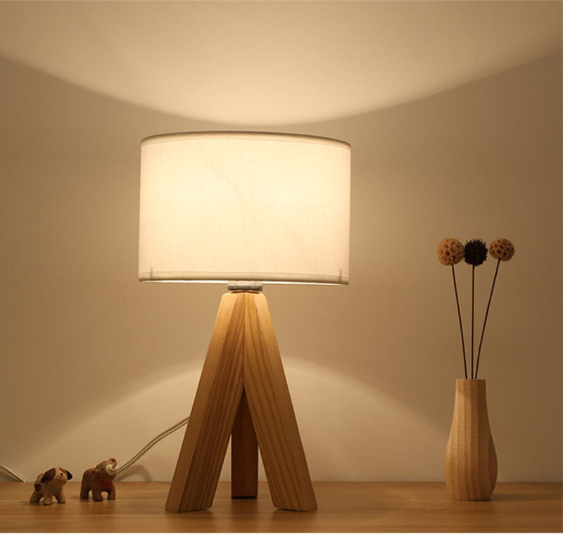 E27 Wooden Three Feet Table Lamp With Fabric Lampshade Bedside Desk Lights