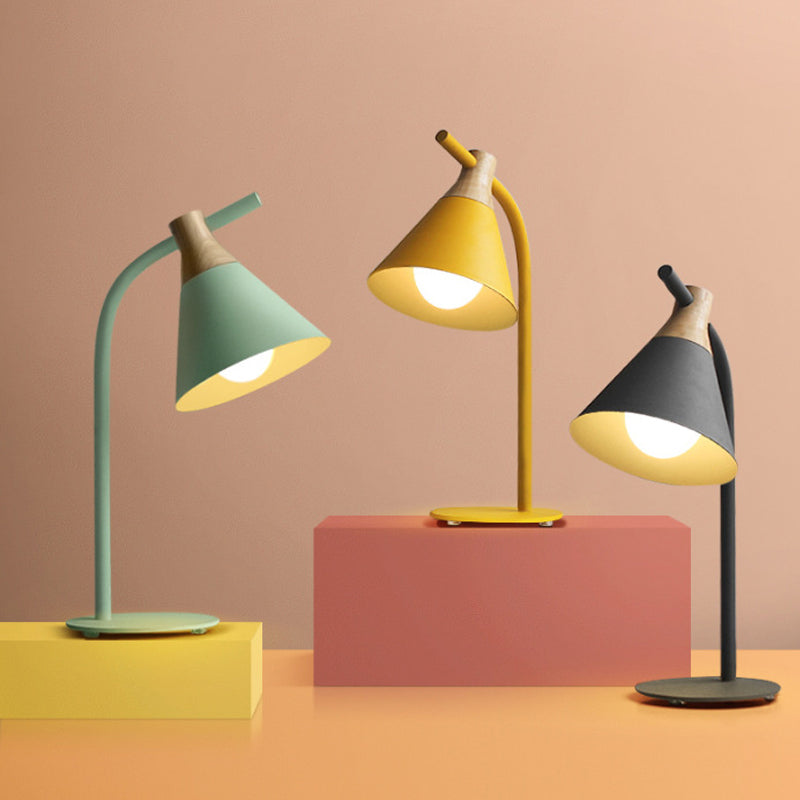 Original Design Personality led Desk Lamp Creative Study Bedside Light Bedroom Simple Table Lamps Modern Dimple Decoration