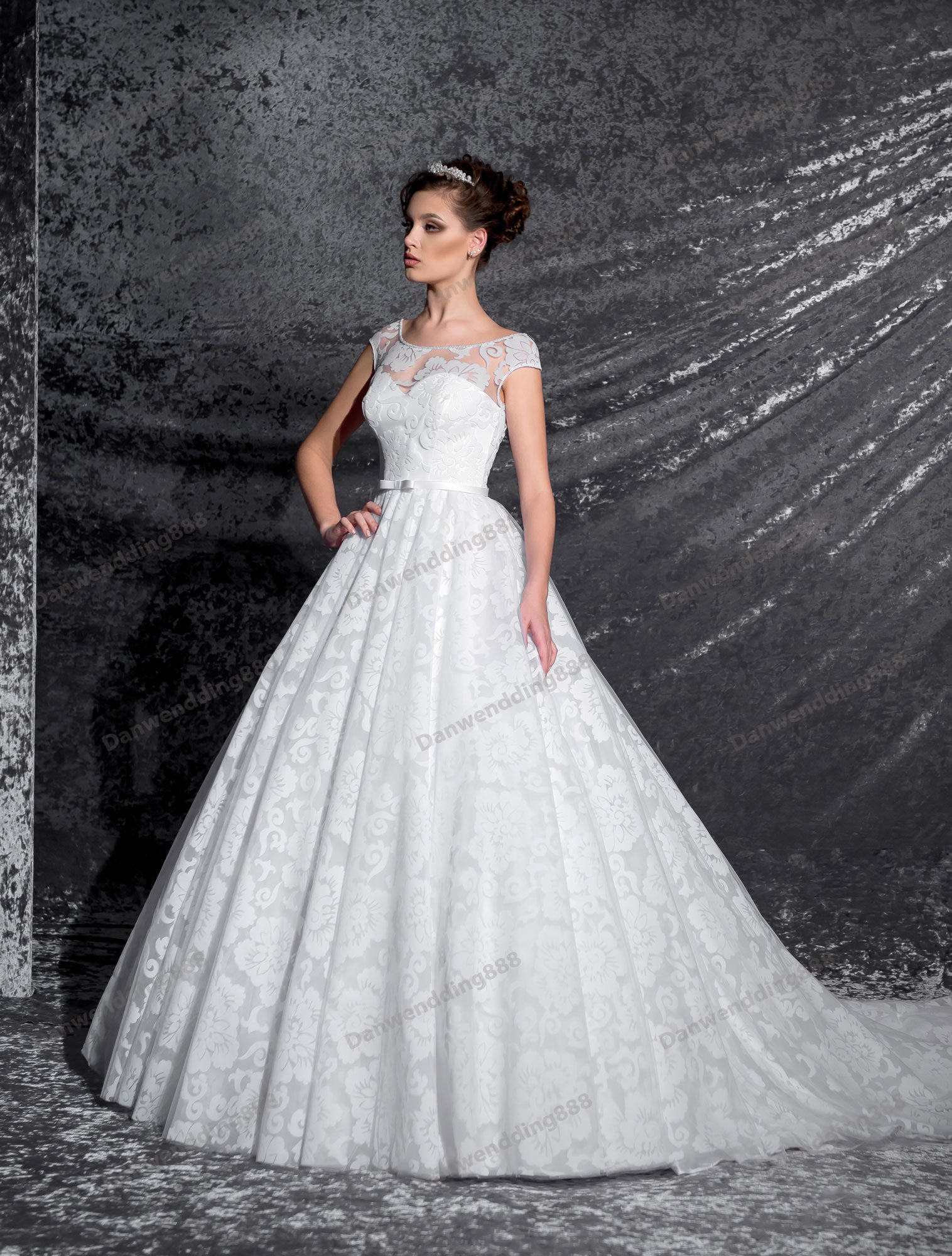 Grace White Lace Scoop Beads Neck A-Line Wedding Dresses Bridal Pageant Dresses Wedding Attire Dresses Custom Size 2-16 ZW607022