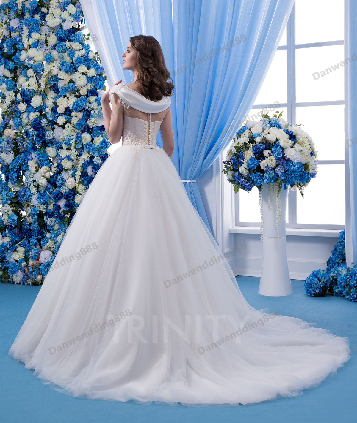 Flexible White-Champagne Scoop Applique Beads A-Line Wedding Dresses Bridal Pageant Dresses Wedding Attire Dresses Custom Size 2-16 ZW6101290