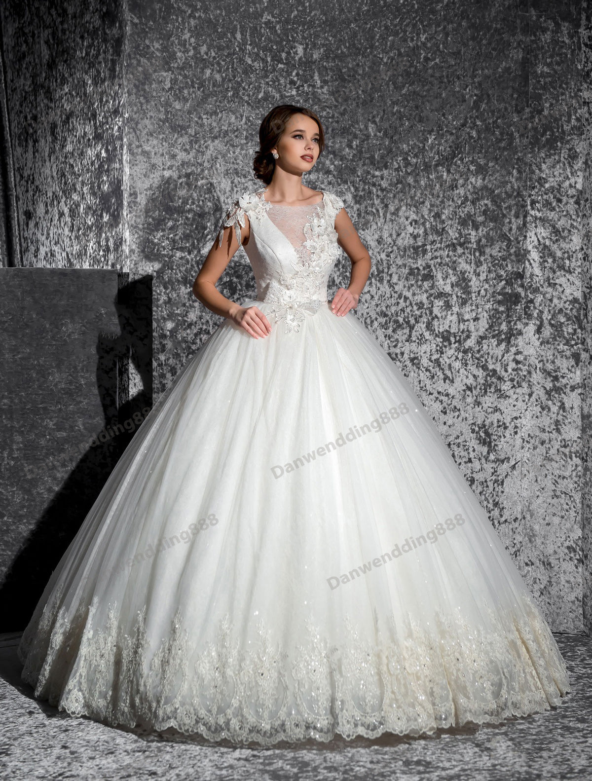 Shinning Ivory Tulle-Lace Scoop Applique Ball Gown Wedding Dresses Bridal Pageant Dresses Wedding Attire Dresses Custom Size 2-16 ZW612206
