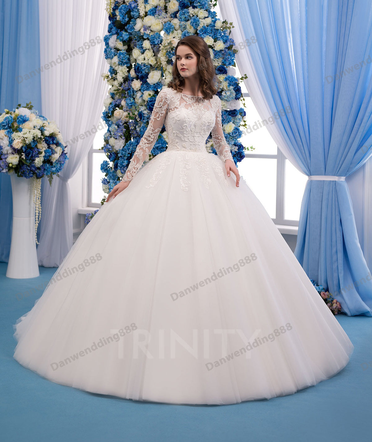 Beauty Ivory Scoop Sleeves Applique Beads Ball Gown Wedding Dresses Bridal Pageant Dresses Wedding Attire Dresses Custom Size 2-16 ZW713241