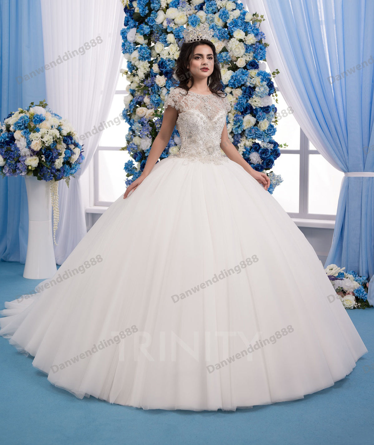 Noble Ivory Scoop Tulle Applique Beads Ball Gown Wedding Dresses Bridal Pageant Dresses Wedding Attire Dresses Custom Size 2-16 ZW713235