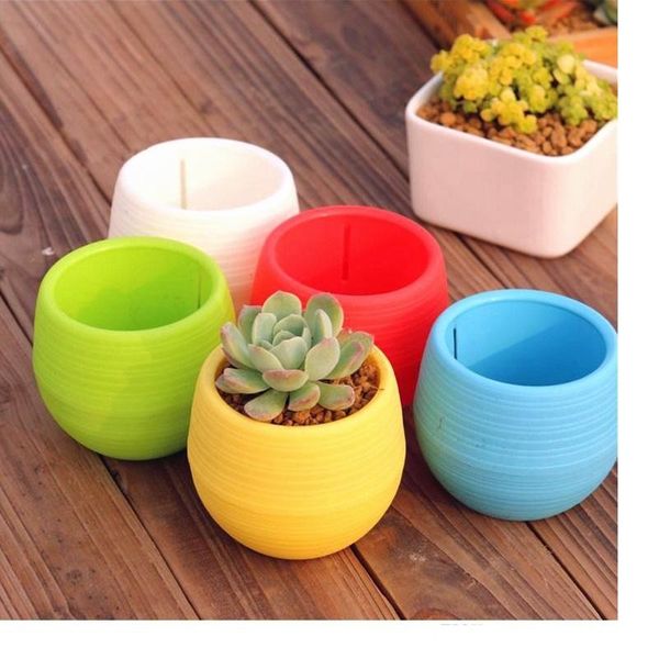 200pcs Gardening Flower Pots Small Mini Colorful Plastic Nursery Flower Planter Pots Garden Deco Gardening Tool