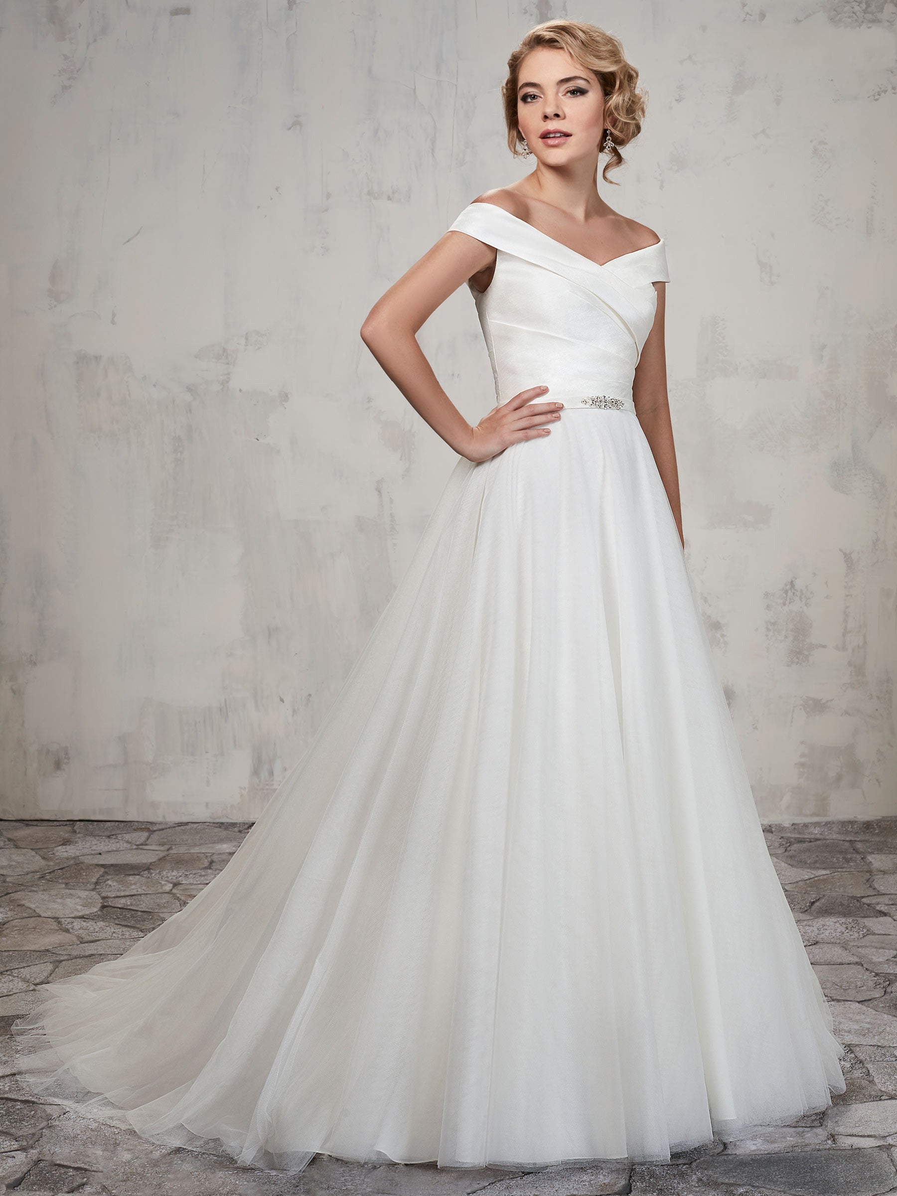 Beauty White Tulle-Taffeta Off Shoulder A-Line Wedding Dresses Bridal Pageant Dresses Wedding Attire Dresses Custom Size 2-16 KF918128