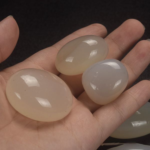 30-70mm 200g Fine Genuine White Agate jade Little tumbled Stones Natural Pebbles mineral for Marimo Aquarium Decorations Jewelry Accessories