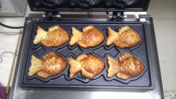 Free Shipping Hot Sale 6 PCS 110v 220v Fish Waffle Maker Denmark Cookie Machine