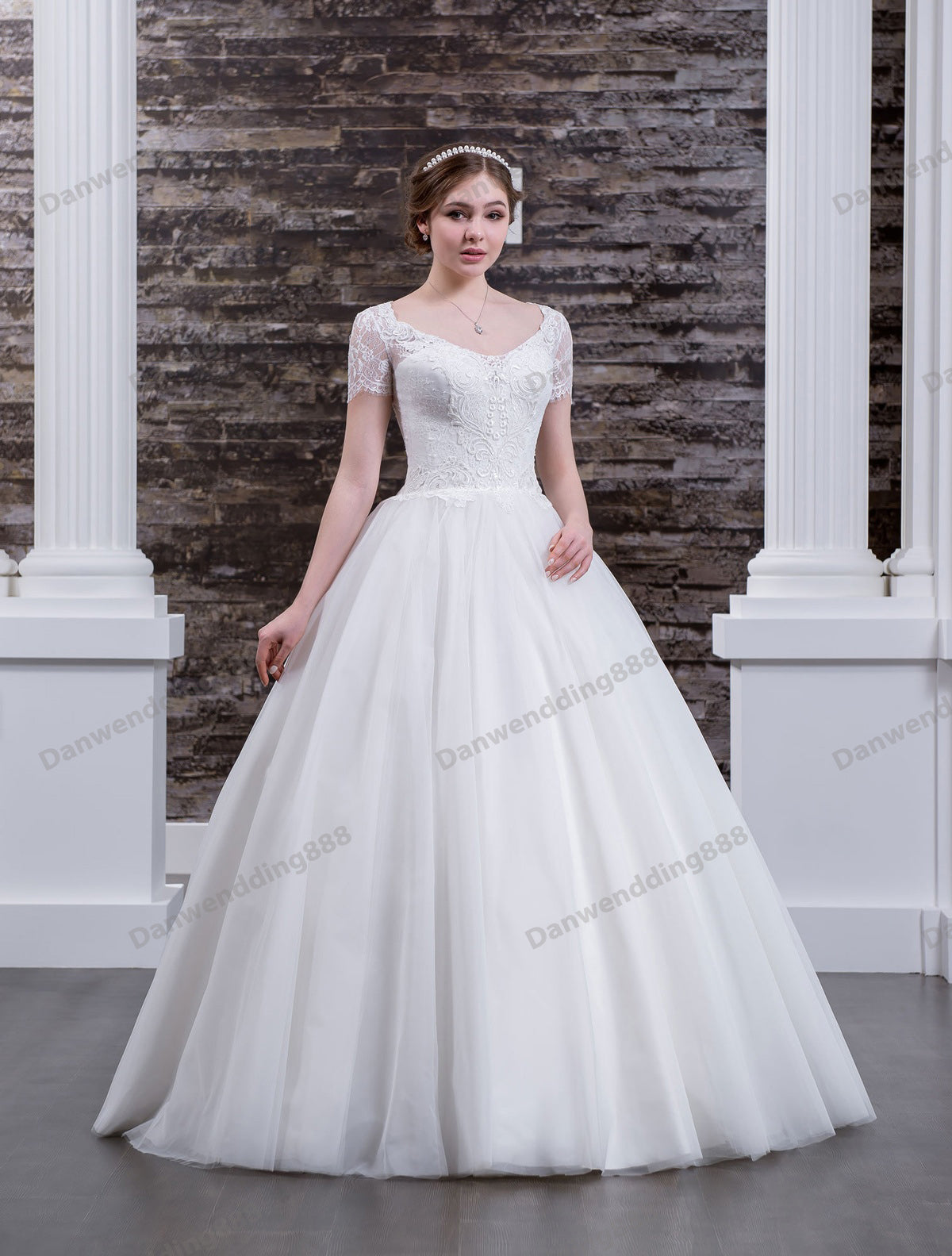 Charming White Tulle-Lace Scoop Applique A-Line Wedding Dresses Bridal Pageant Dresses Wedding Attire Dresses Custom Size 2-16 ZW608069