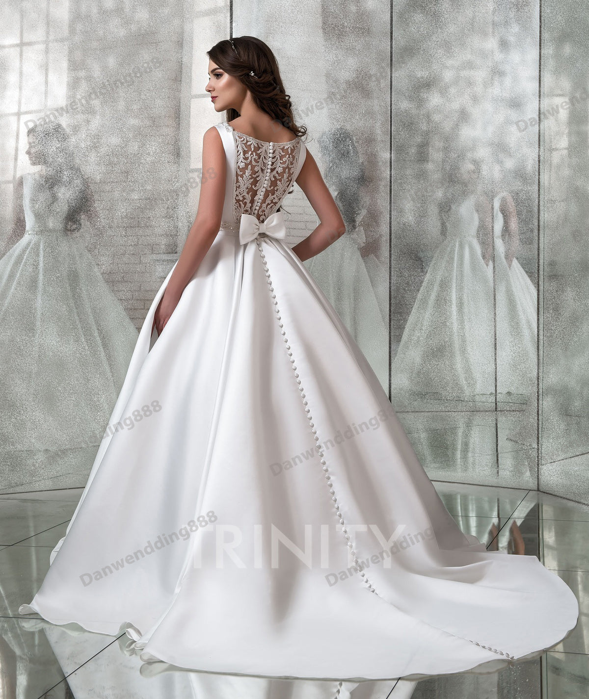 Beauty White Satin Scoop Applique Beads A-Line Wedding Dresses Bridal Pageant Dresses Wedding Attire Dresses Custom Size 2-16 ZW611136