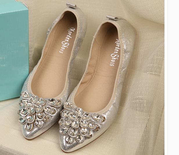 Free send Hot 2018 spring, summer, autumn and winter flat bottom water drill women Single shoes