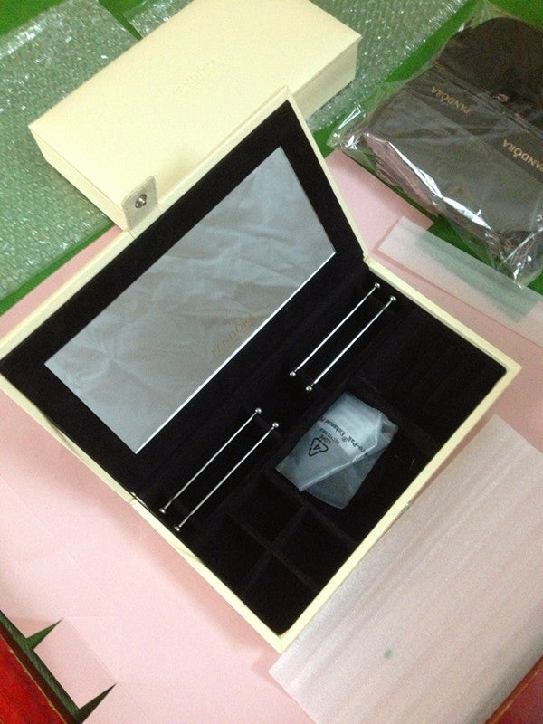 Single Layer Jewellery Boxs fits European Pandora Style Charms Beads Pendants Bracelets and Necklaces brandede DIY Jewelery