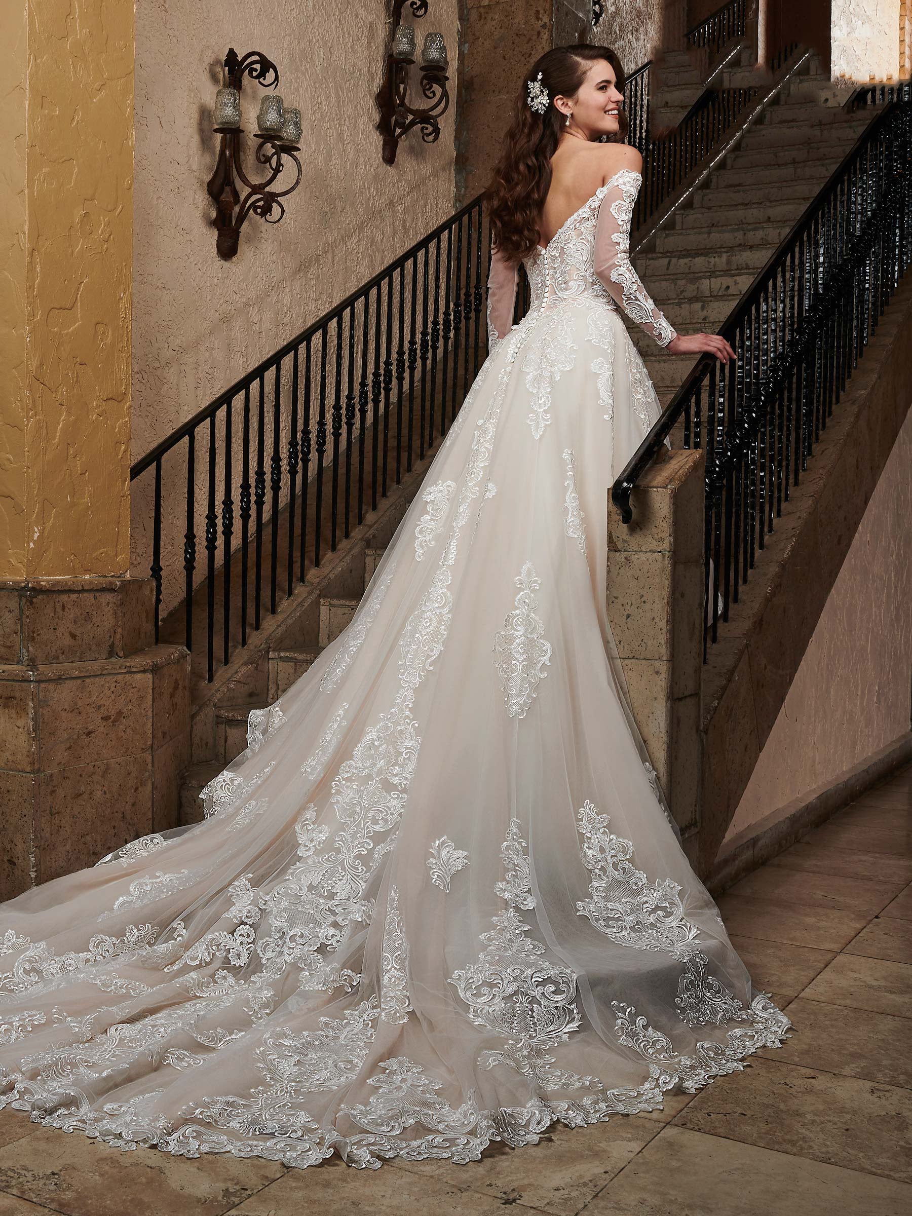 Elegant Ivory Off Shoulder Sleeves Applique A-Line Wedding Dresses Bridal Pageant Dresses Wedding Attire Dresses Custom Size 2-16 KF1021150