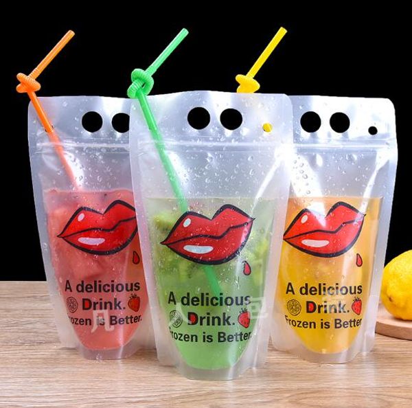 500pcs-lot 500ml New Design Plastic Drink Packaging Bag Pouch for Beverage Juice Milk Coffee, with Handle and Holes for Straw