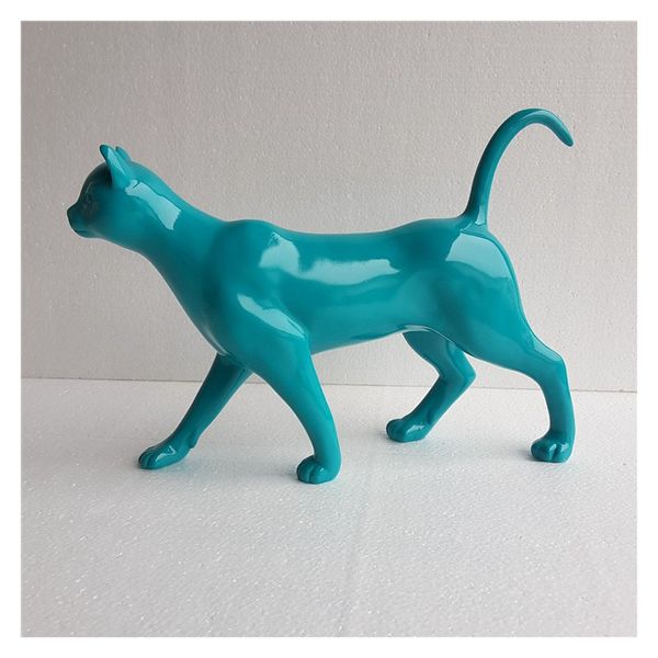 Modern Home Creative Nordic Fairy Tales Eco-friendly Resin Walking Cat Decoration Training Room Ornaments Sitting Lake Blue Cat Desk Crafts