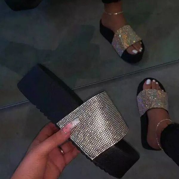 Summer Ladies Flat Platform Slippers Women Bottom Rhinestone Shoes Woman Slides Candy Color Outdoor Fashion Female Beach Sandals