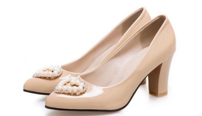 Free send 2018 new style high heel pointed end Coarse heel water drill women&#039;s shoes