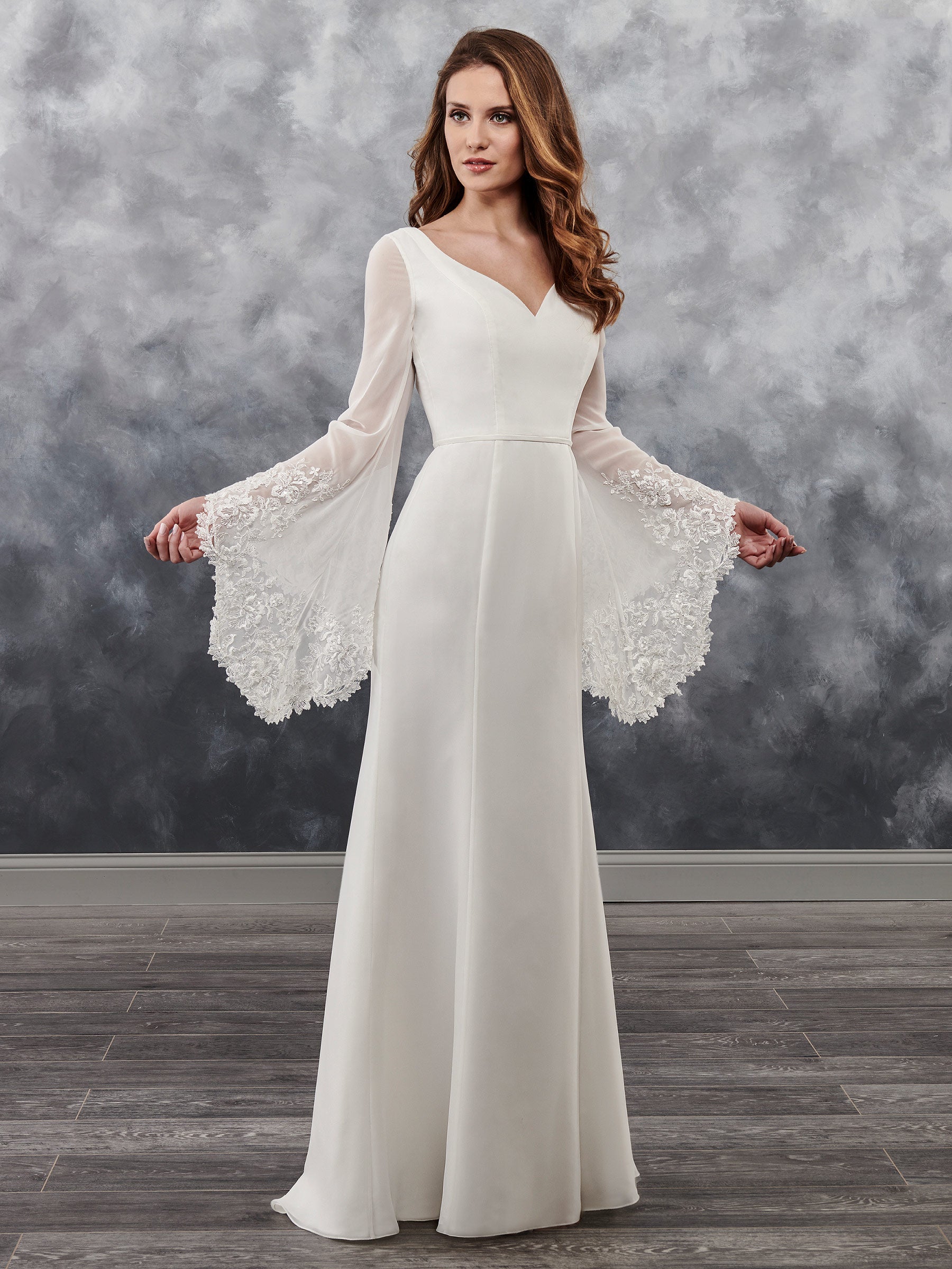 Elegant Ivory V-Neck Long Sleeves Applique Sheath Wedding Dresses Bridal Pageant Dresses Wedding Attire Dresses Custom Size 2-18 KF1219198