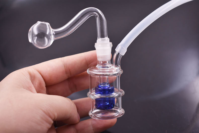 Newest colorful cheap 10mm female small bubbler water pipe glass bong mini oil dab rig bong with glass oil bowl