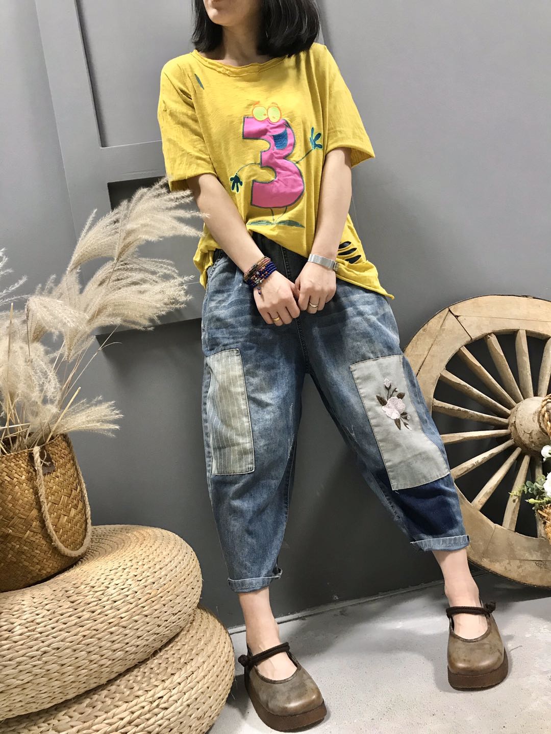 Glitter Blue White Black Feer Cowgirl Affixed Cloth Embroidered Gold Coloured Drawing Or Pattern Of 7 Minutes Of Pants Pants Bk4487