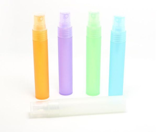 20ml Spray Perfume Bottles Colorful Frosted Plastic Tube Empty Refillable Atomizer Perfume Bottles Spray 300Pcs SN374