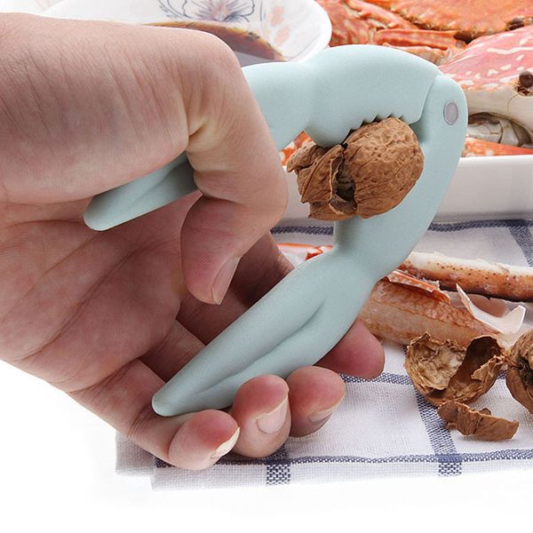 Seafood Crackers Plastic Crab Lobster Cracker Seafood Tools Walnut Clip Nut cracker Kitchen Accessories