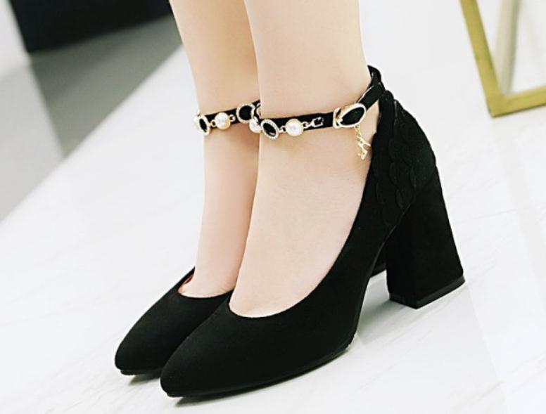 2018 Suede Women&#039;s Shoes in Spring and Autumn with New High heel Coarse heel pointed end water drill