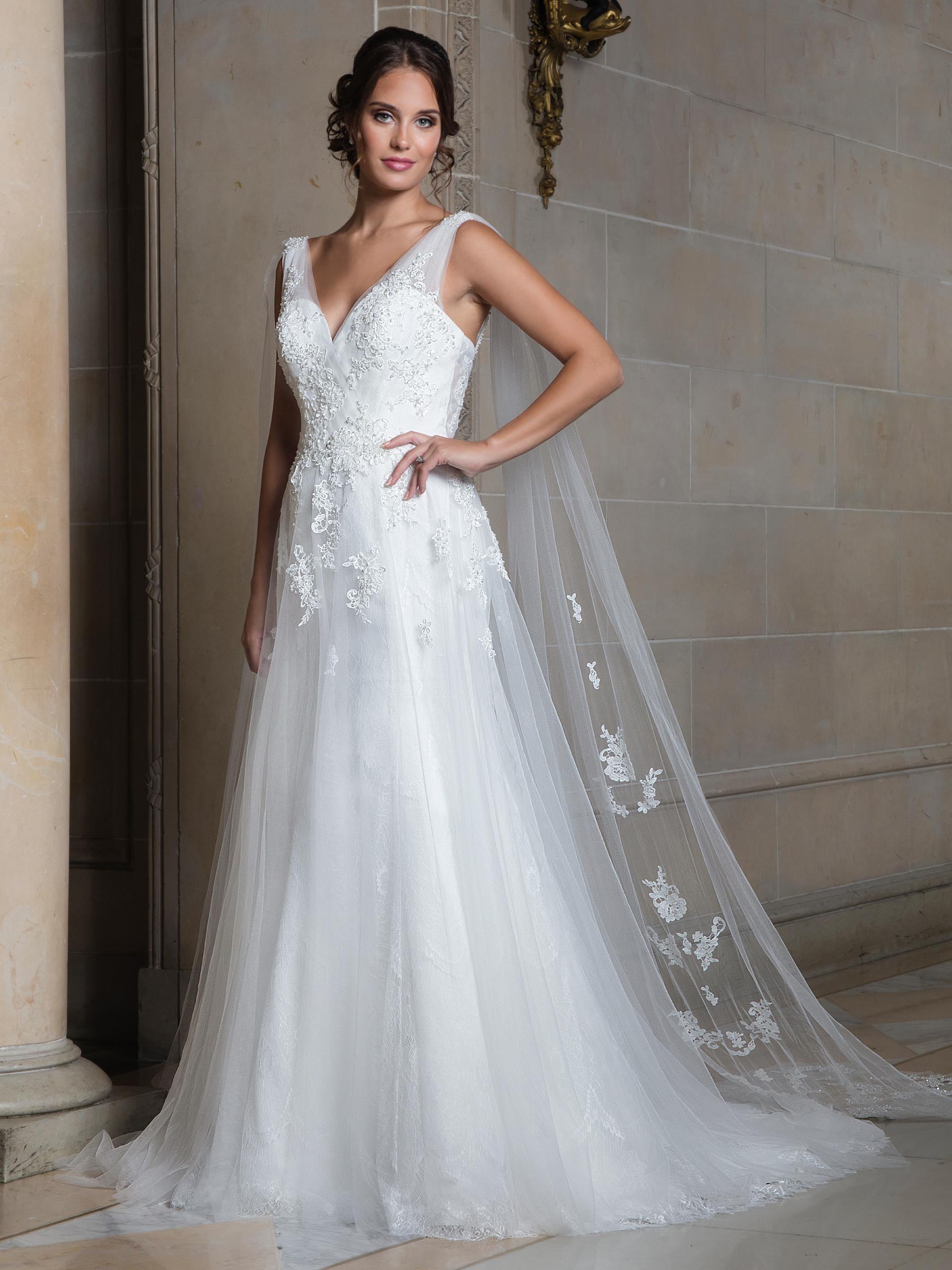 Grace White V-Neck Tulle Lace Applique Sheath Wedding Dresses Bridal Pageant Dresses Wedding Attire Dresses Custom Size 2-18 KF1219207