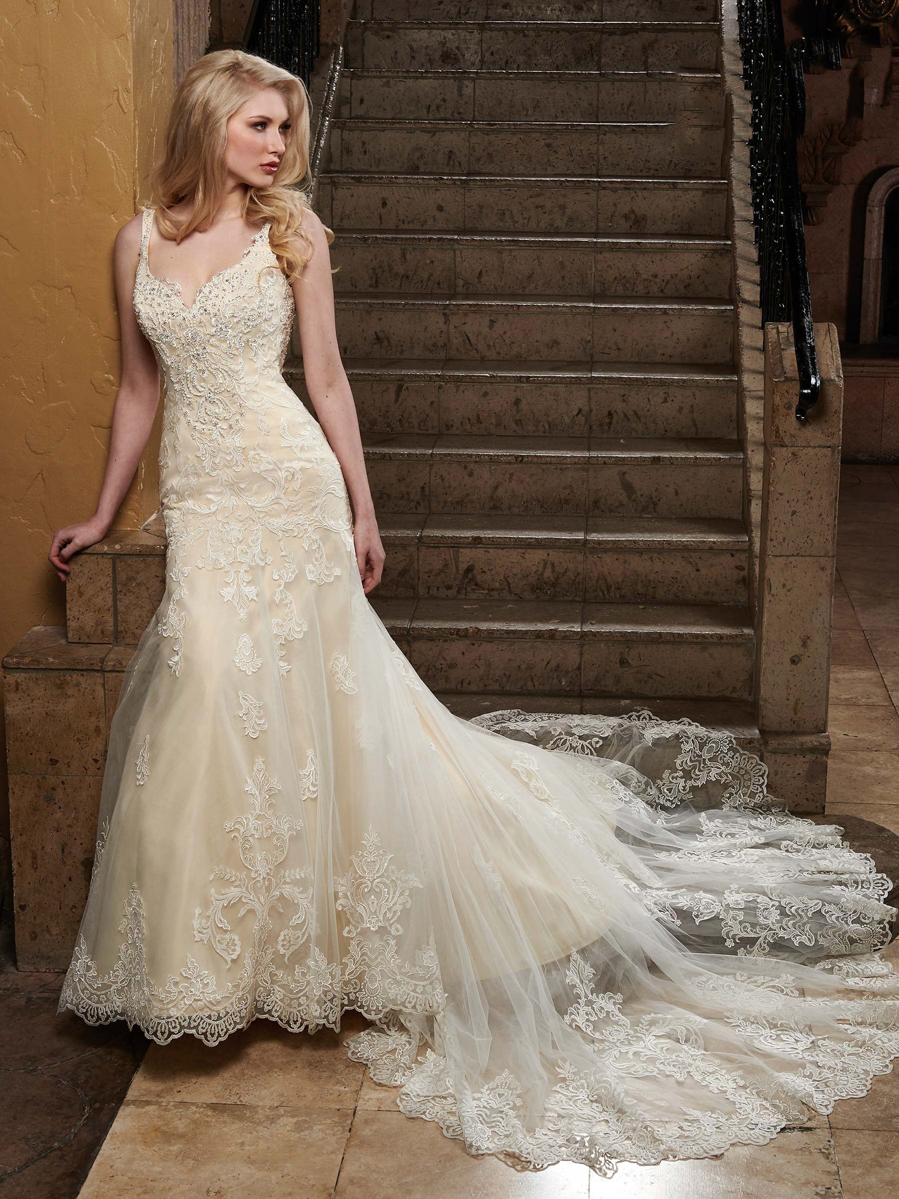 Noble Ivory-Champagne Straps Applique Beads Mermaid Wedding Dresses Bridal Pageant Dresses Wedding Attire Dresses Custom Size 2-18 KF1219235