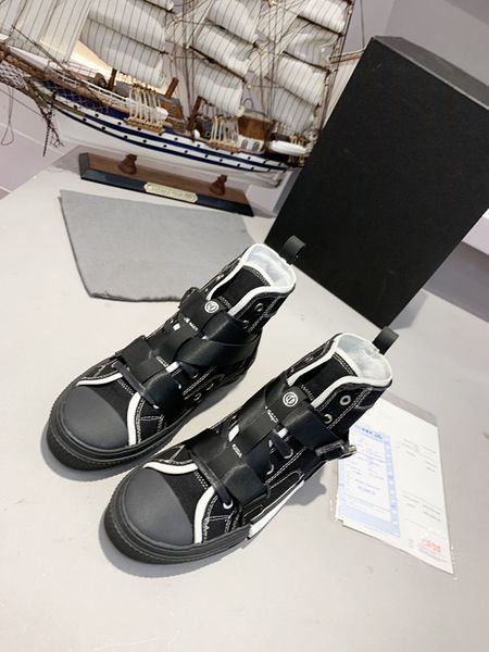 Top Quality Men Women Leather Casual Shoes Lace Up Comfort Pretty shoes Trainers Daily Lifestyle Skateboarding Shoes 35-45