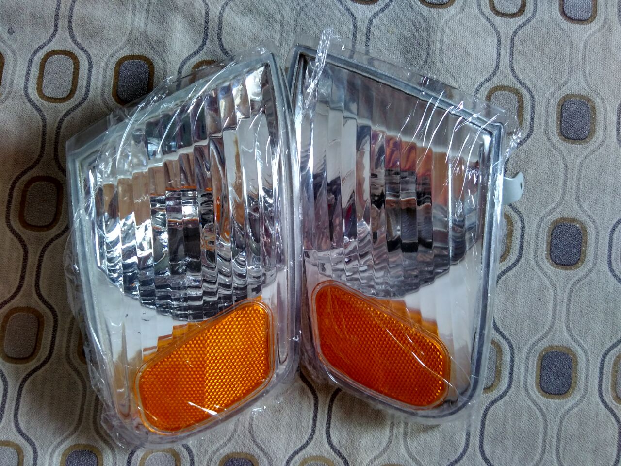 For TOYOTA COROLLA 2001-2002 Car Left Right Side Corner Light Lamp Housing Cover Frame Trim NO BULBS