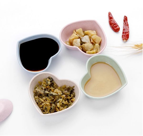 Heart Shape Wheat Straw Seasoning Bowl Vinegar Soy Sauce Dish Creative Snack Plate Kitchen Supplies WB1813