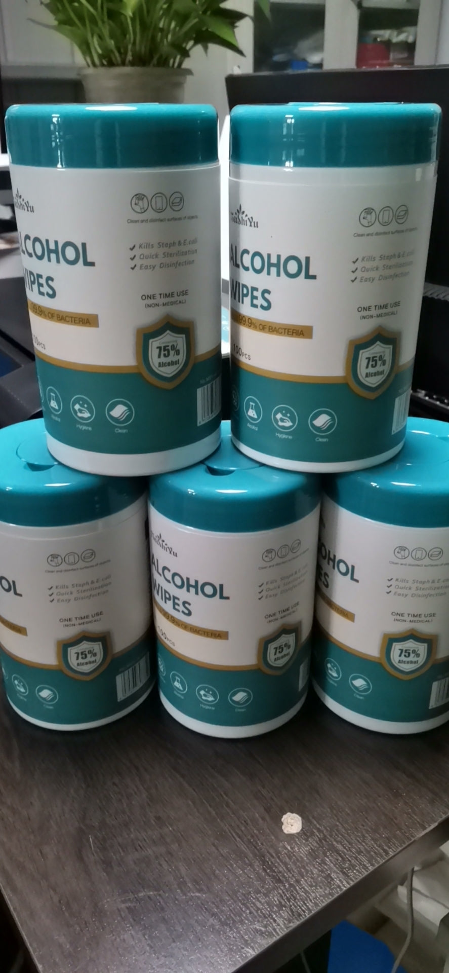 In Stock 100 pcs Barrel Pack 75% Alcohol Wet Wipes Portable Disinfectant wipers Fast free shipping by UPS -DHL