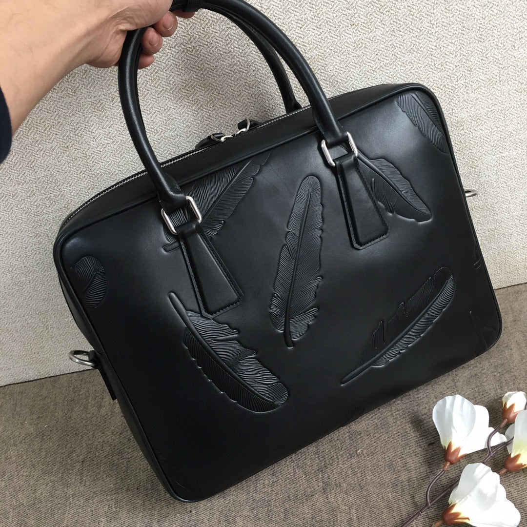 2021 Men&#039;s Black Feather Leather Designer Briefcase High Quality Laptop Bag Large Capacity Fashion Casual Simple Waterproof Office Tote