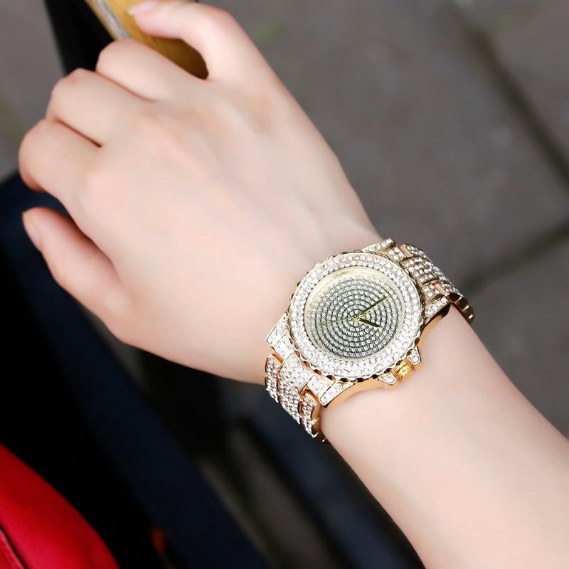 Wristwatches Top Luxury Rhinestone Starry Sky Women Watches Ladies Fashion Alloy Quartz Dress Watch Female Gift Montre Femme