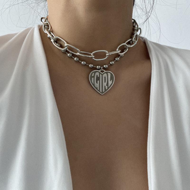Pendant Necklaces Retro Heart Pendent Necklace For Women Statement Multilayered Thick Chain Choker Fashion Punk Hip Hop Collar Jewelry