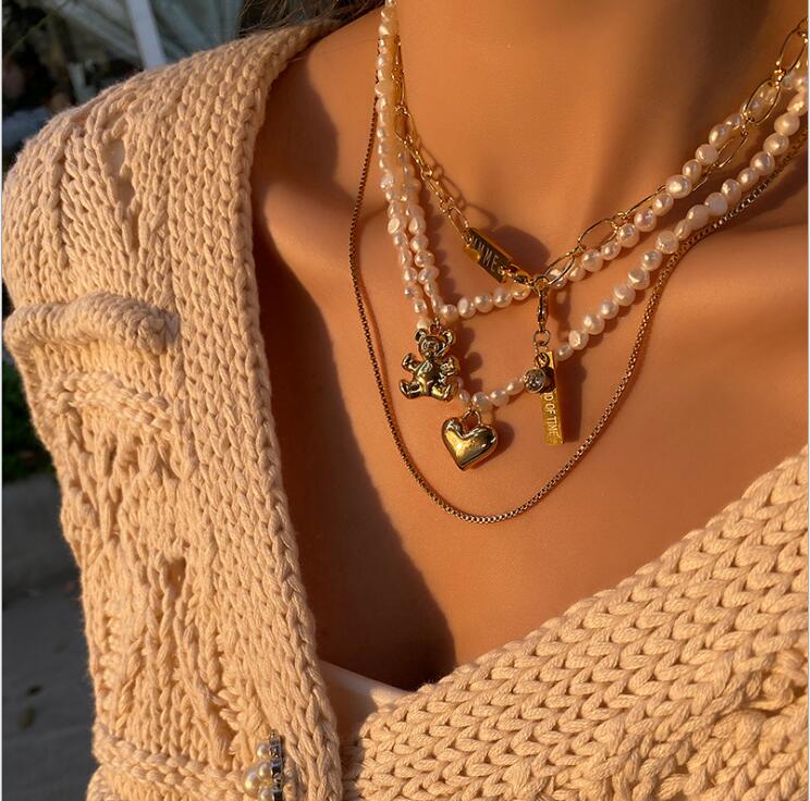 Natural Freshwater Pearl Necklace Choker Necklaces Bear Love Pendant Collarbone Chain