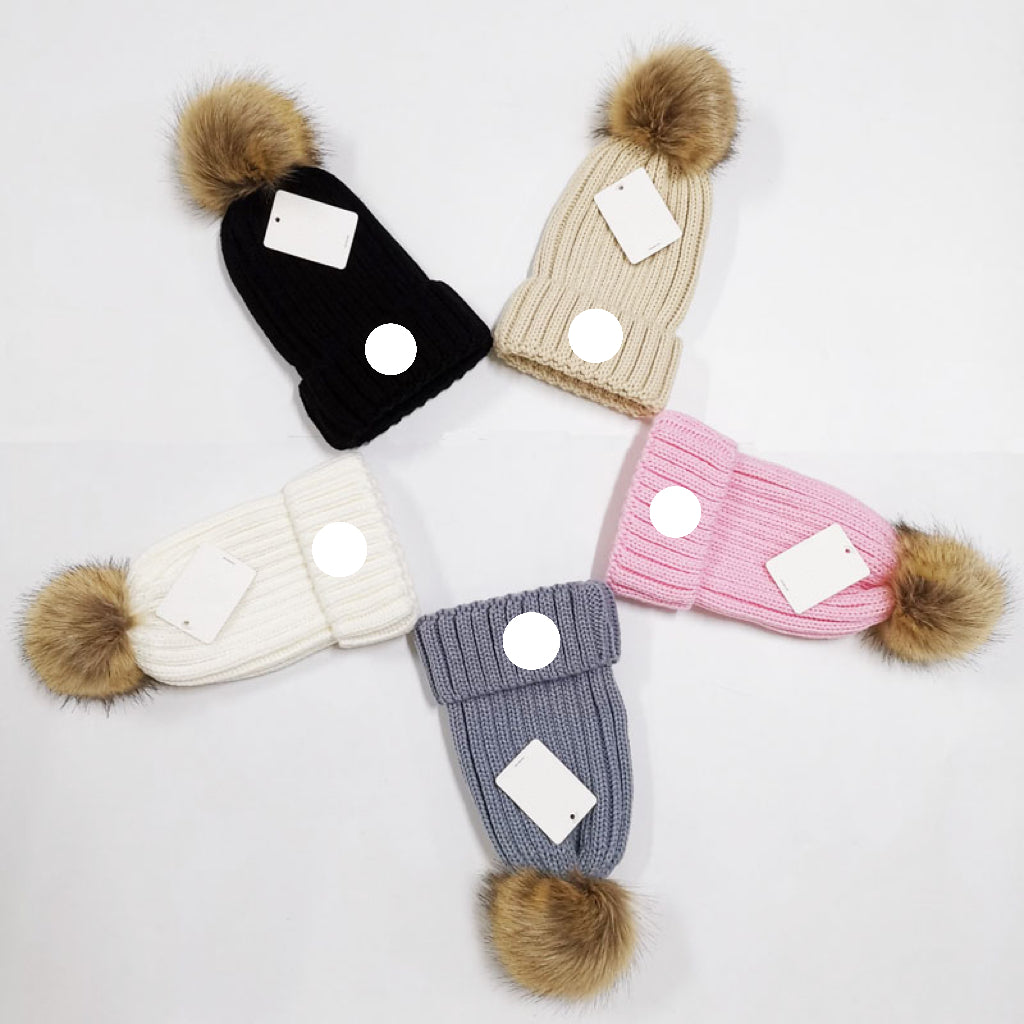 Fashion designer warm thick female hat with double-layer woolen hats for autumn and winter knitting yarn beanie hair ball